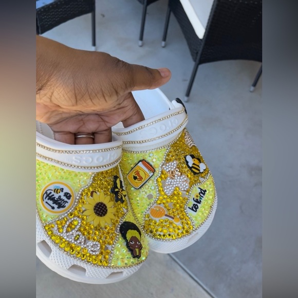 Custom crocs - Picture 9 of 11